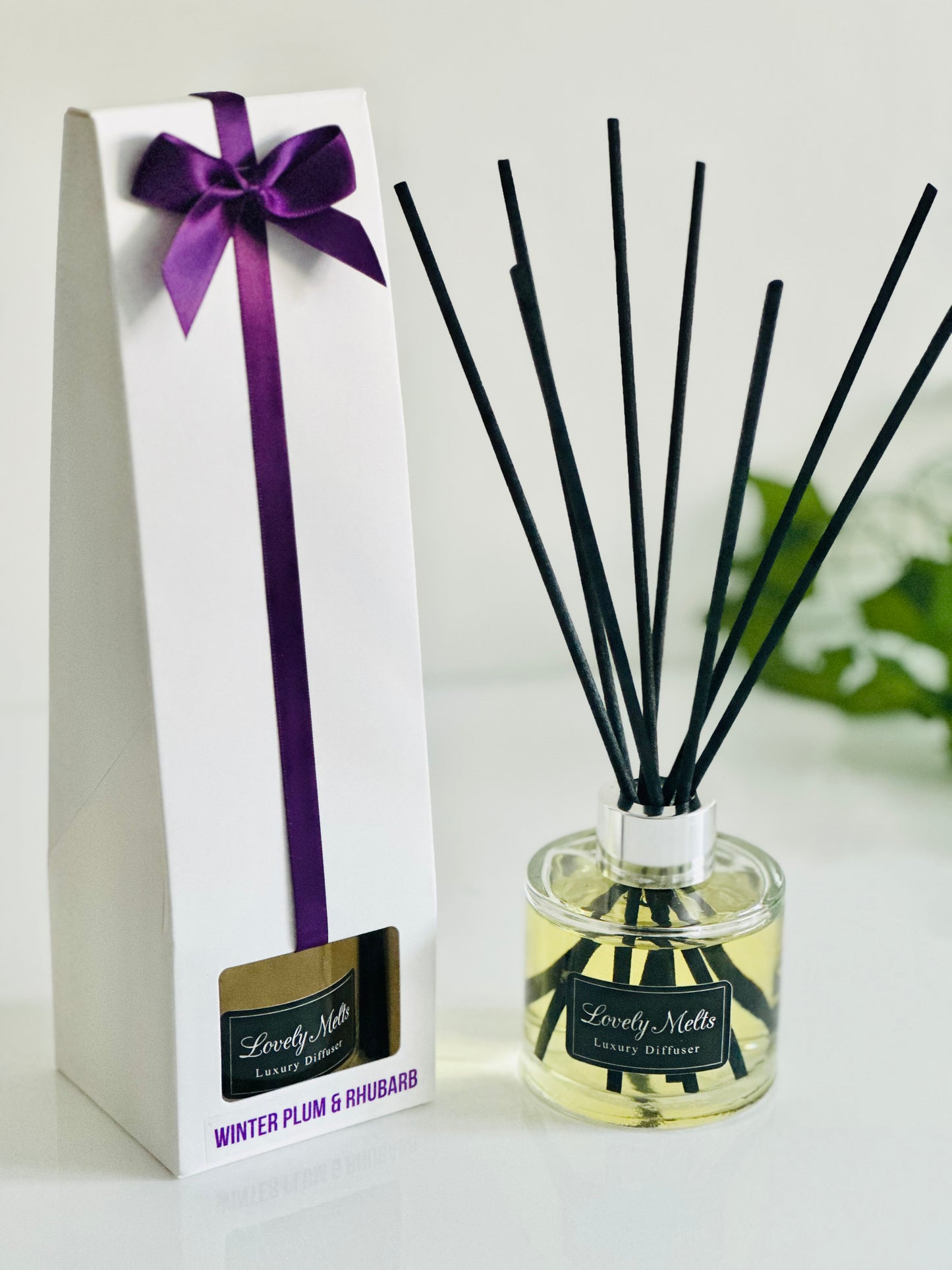 WINTER PLUM & RHUBARB Luxury Diffuser