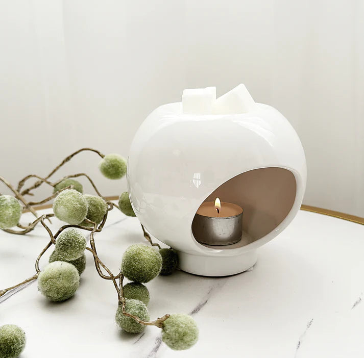 PRAGUE White Ceramic Wax Burner